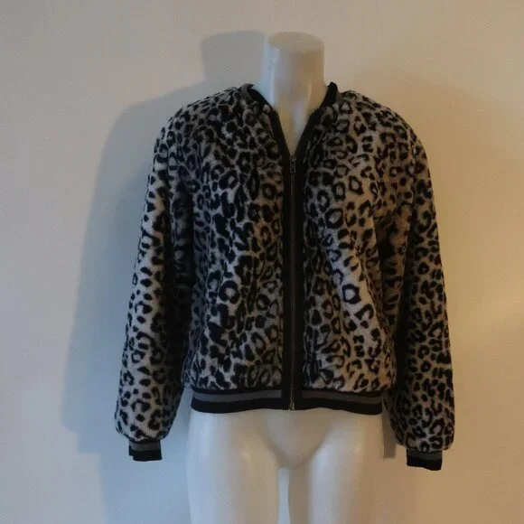 NWT Womens Lavender Brown Gray Black Animal Print Faux Fur Bomber Jacket M * - Picture 5 of 11